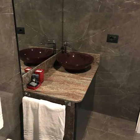 Aparthotel Cineapollo - Ogni Un Film! 3*