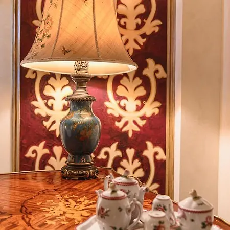 Cineapollo - Ogni Un Film! アパートホテル メッシーナ