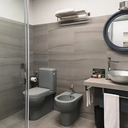 Cineapollo - Ogni Un Film! アパートホテル 4*