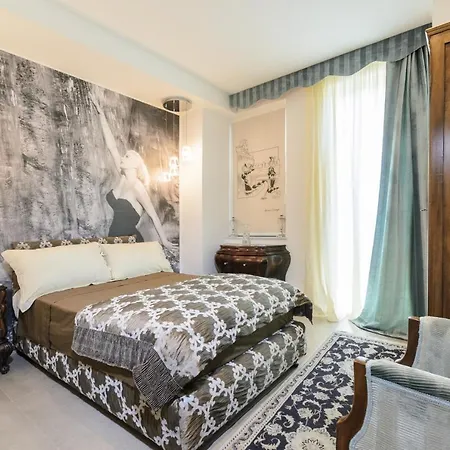 Aparthotel Cineapollo - Ogni Un Film! Messina