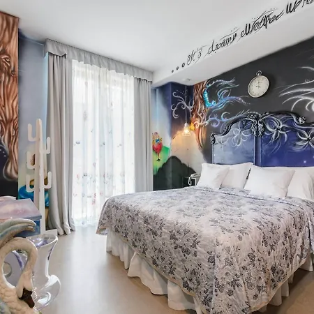 Aparthotel Cineapollo - Ogni Un Film!