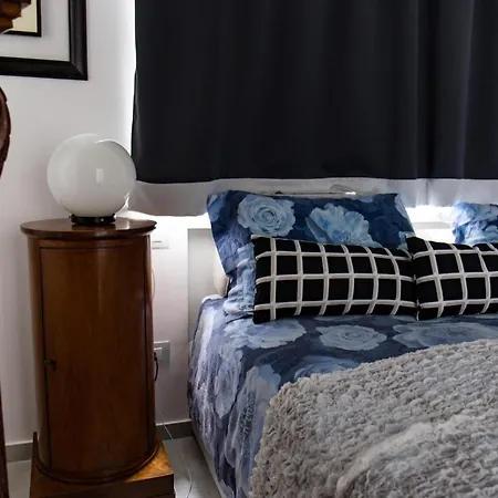 Cineapollo - Ogni Un Film! アパートホテル メッシーナ