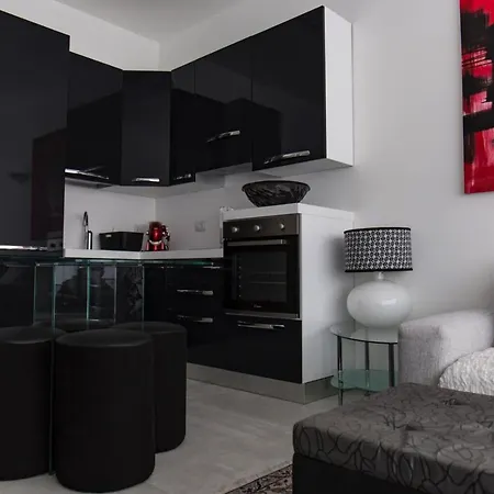 Cineapollo - Ogni Un Film! アパートホテル