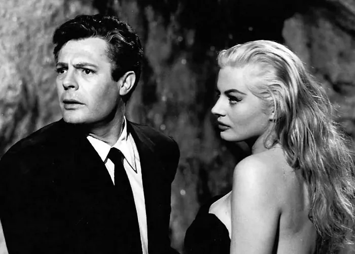 Aparthotel Cineapollo - Ogni Un Film! Messina