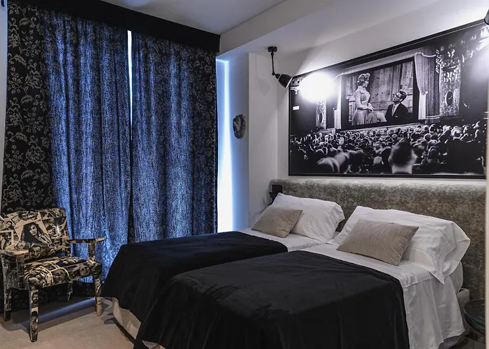 Aparthotel Cineapollo - Ogni Un Film!