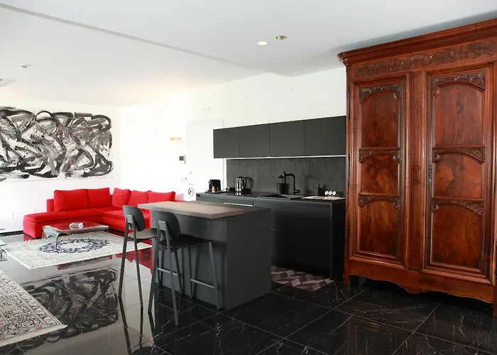 Aparthotel Cineapollo - Ogni Un Film!